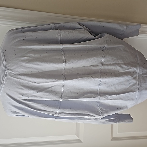 347. Lululemon Back in Action Sweatshirt - Picture 3 of 7